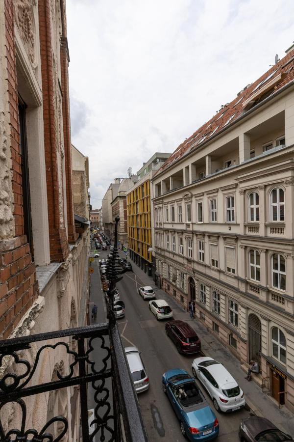 Csengery Deluxe Home With Balcony Budapeste Exterior foto